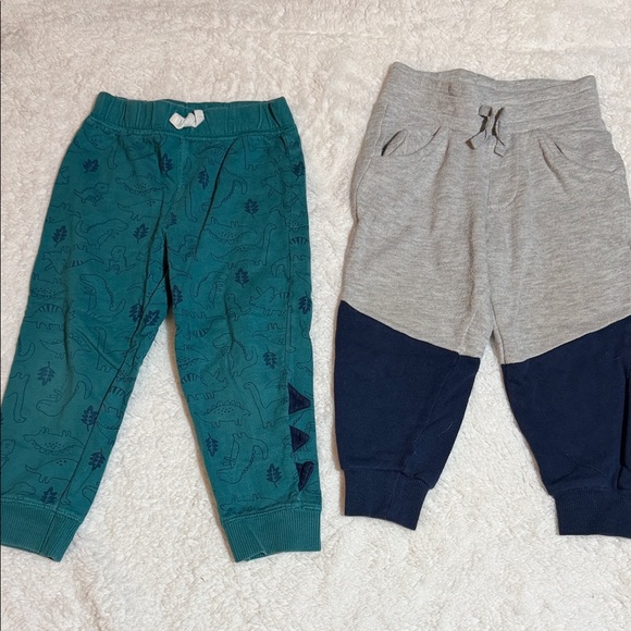 Boys Winter Bundle( Lot of 17 items) - Picture 7 of 13